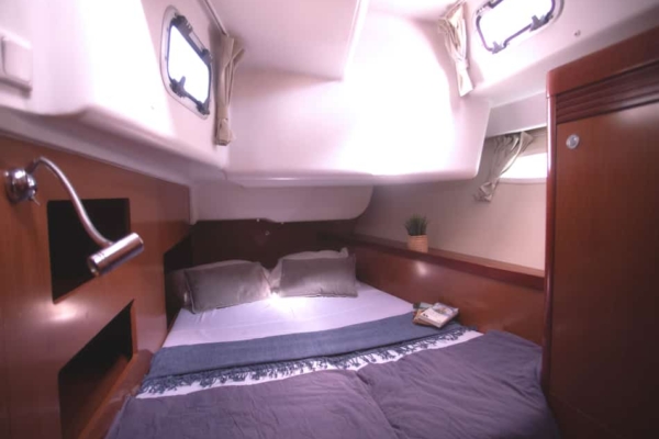 Oceanis 50 Family - Aft Cabin in Alimos Marina Port, Athens Riviera